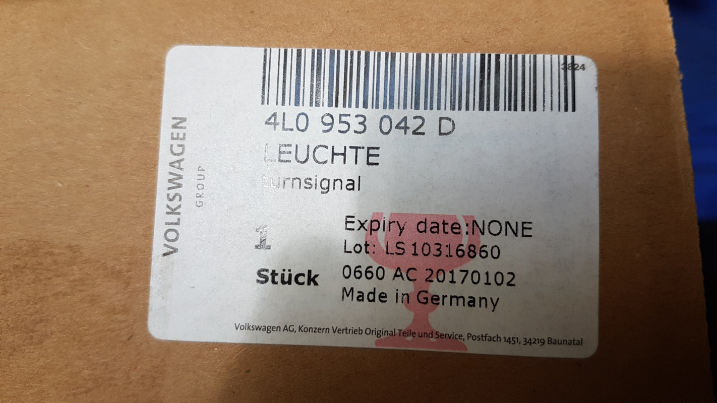 Original AUDI Q7 4L 10-15 LED Blinkleuchte vorne rechts 4L0953042D