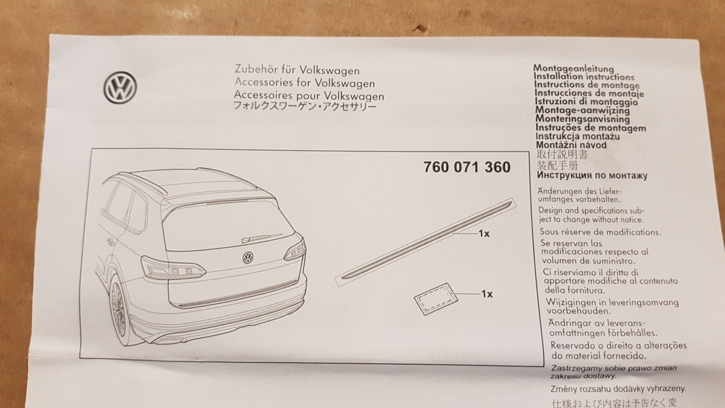 Original OE Volkswagen Heckklappe Zierleiste 760071360