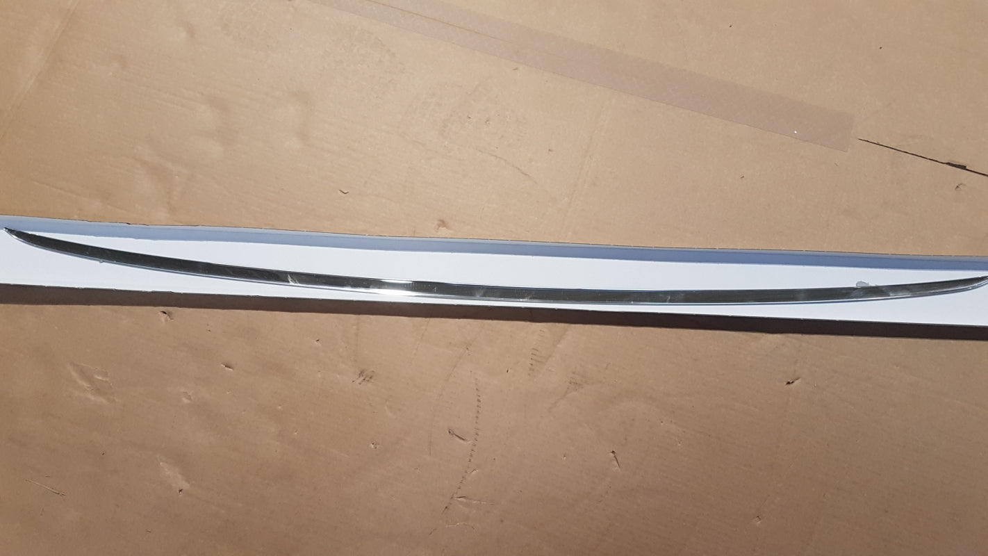 Original OE Volkswagen Heckklappe Zierleiste 760071360
