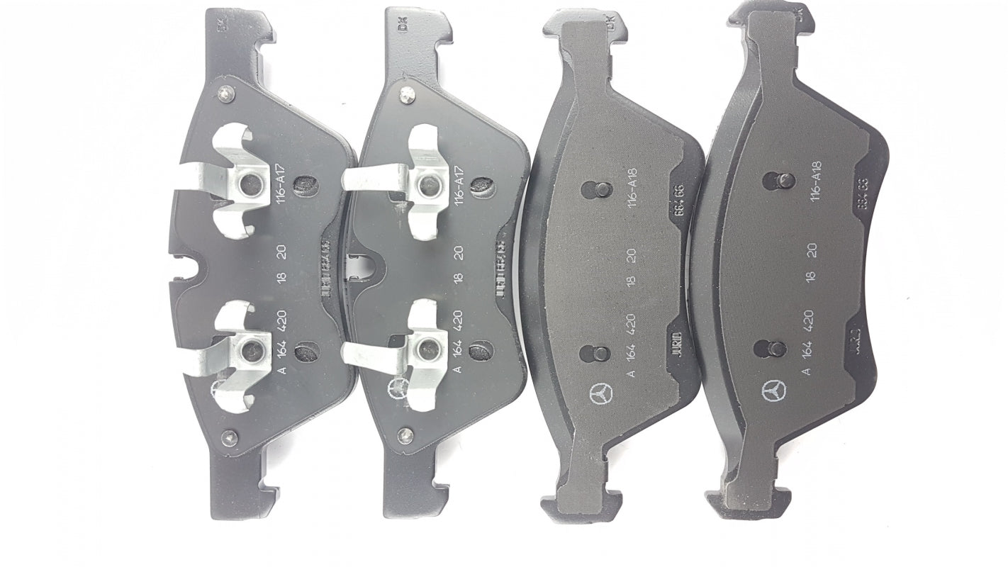 Original MERCEDES-BENZ W164 X164 W251 Bremsbeläge vorne A164420262064