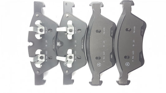 Original MERCEDES-BENZ W164 X164 W251 Bremsbeläge vorne A164420262064